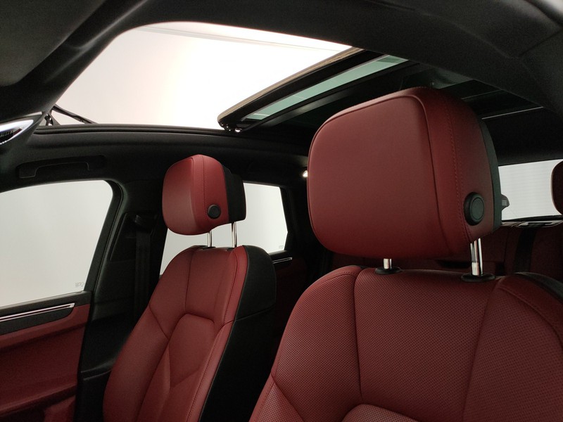 Porsche Macan 2.0 265cv pdk - 17