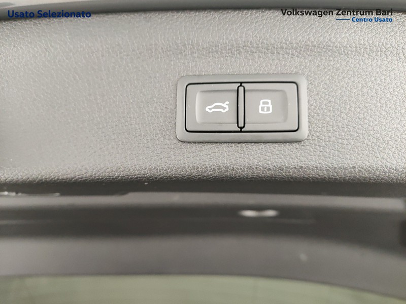 Audi Q3 40 2.0 tdi quattro 200cv s-tronic - 24