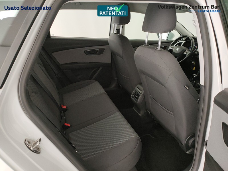 Seat Leon st 1.6 tdi style 115cv - 24