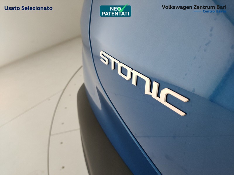 Kia Stonic 1.2 dpi style s/design pack gpl 82cv - 21