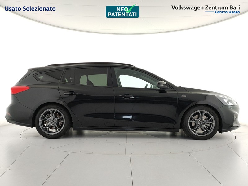 Ford Focus sw 1.5 ecoblue st-line 120cv - 4