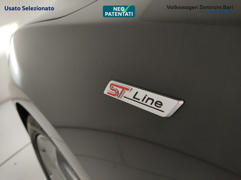 Ford Focus sw 1.5 ecoblue st-line 120cv - 16