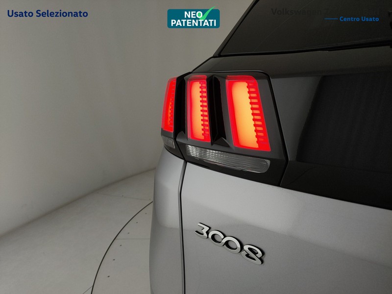 Peugeot 3008 1.5 bluehdi active s&s 130cv eat8 - 17