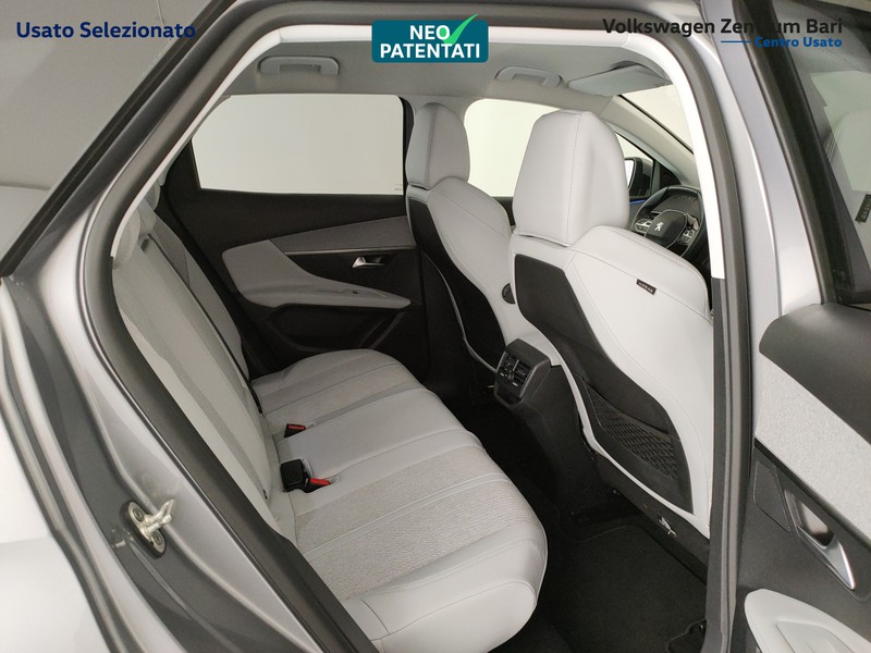 Peugeot 3008 1.5 bluehdi allure s&s 130cv eat8 - 22