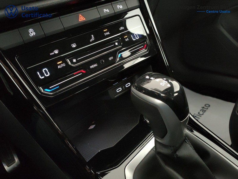 Volkswagen T-Roc 1.5 tsi r-line dsg - 11
