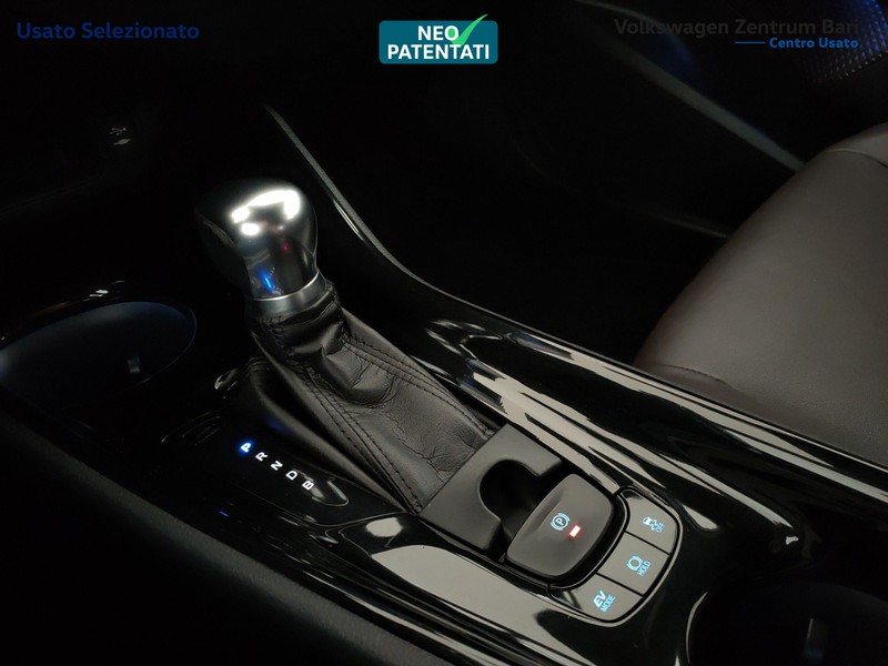 Toyota C-HR 1.8h lounge 2wd e-cvt - 13