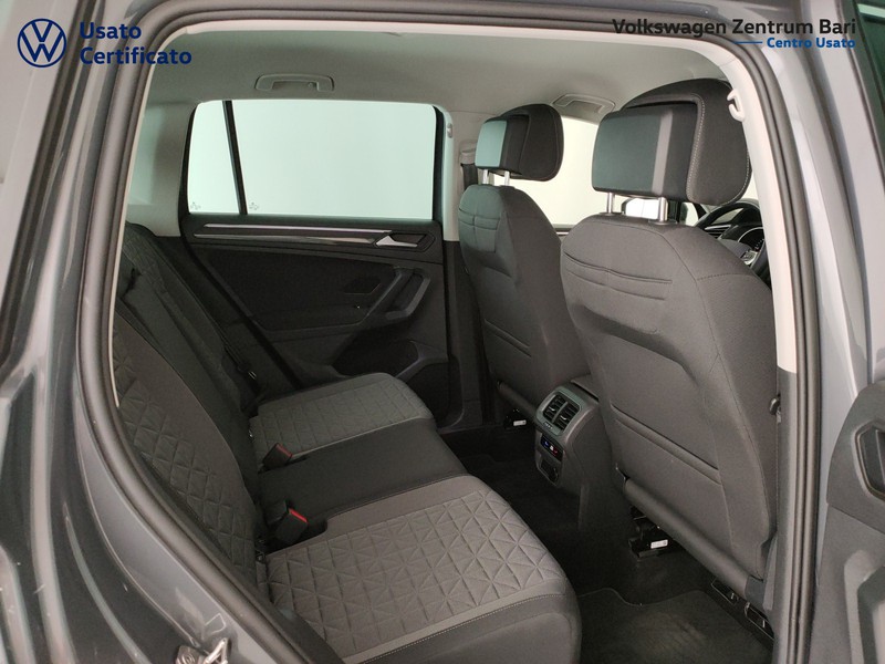 Volkswagen Tiguan 2.0 tdi life 150cv dsg - 24