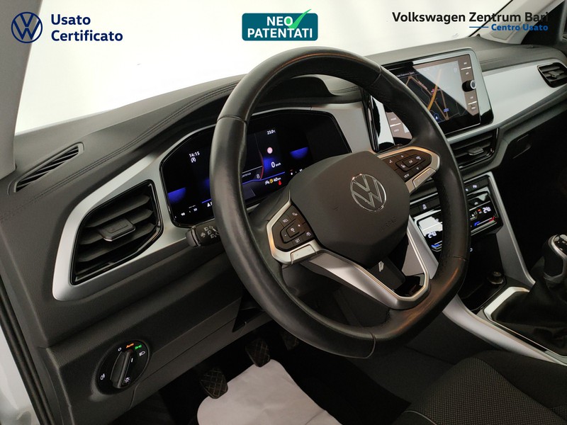 Volkswagen T-Roc 1.0 tsi life 110cv - 15