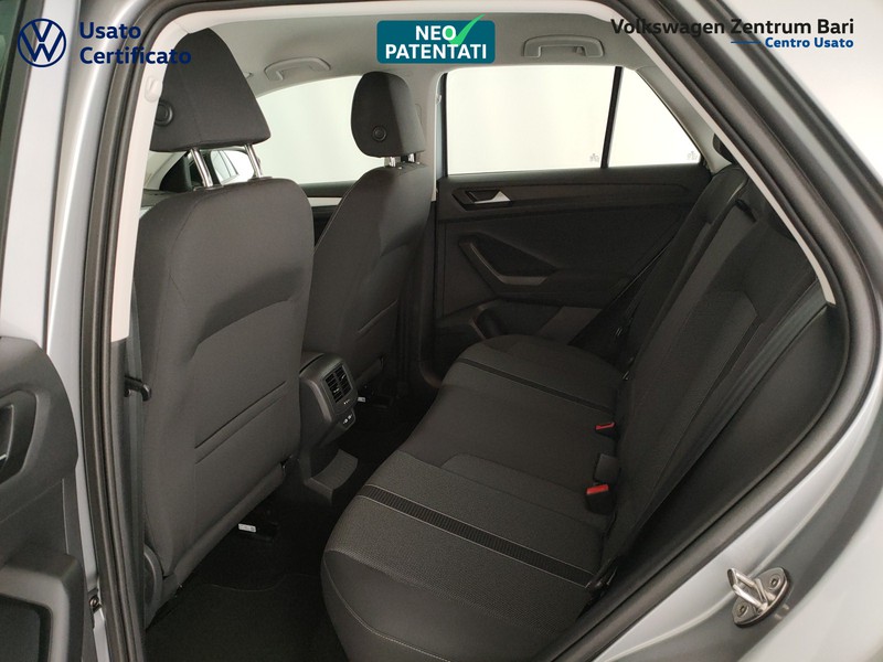 Volkswagen T-Roc 1.0 tsi life 110cv - 17