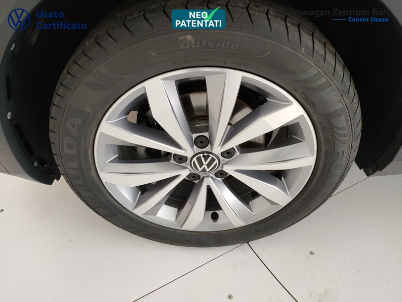 Volkswagen T-Roc 1.0 tsi style 110cv - 18