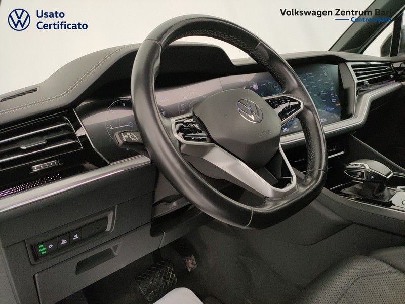 Volkswagen Touareg 3.0 v6 tdi elegance r-line exterior pack 231cv tiptronic - 17