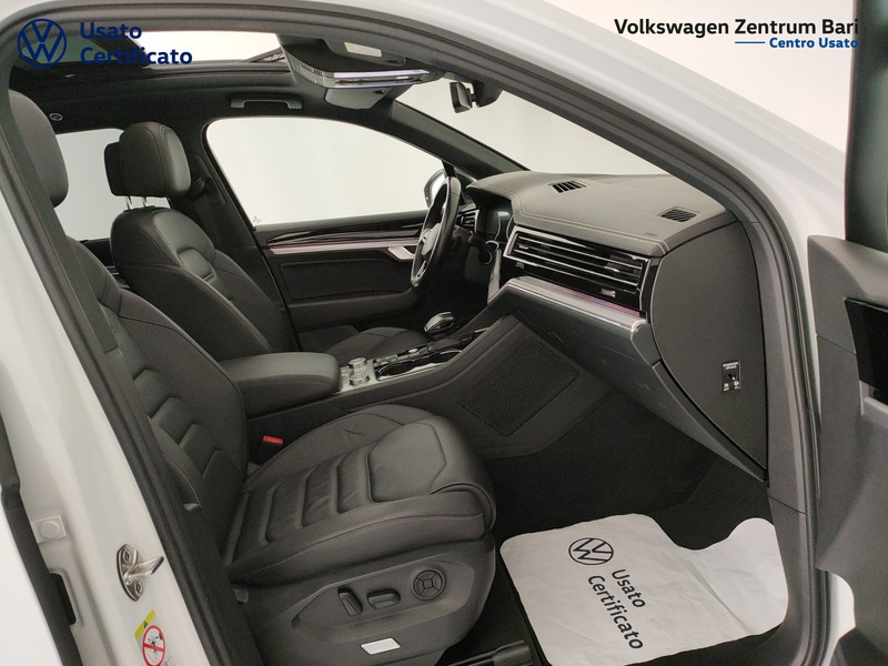 Volkswagen Touareg 3.0 v6 tdi elegance r-line exterior pack 231cv tiptronic - 29