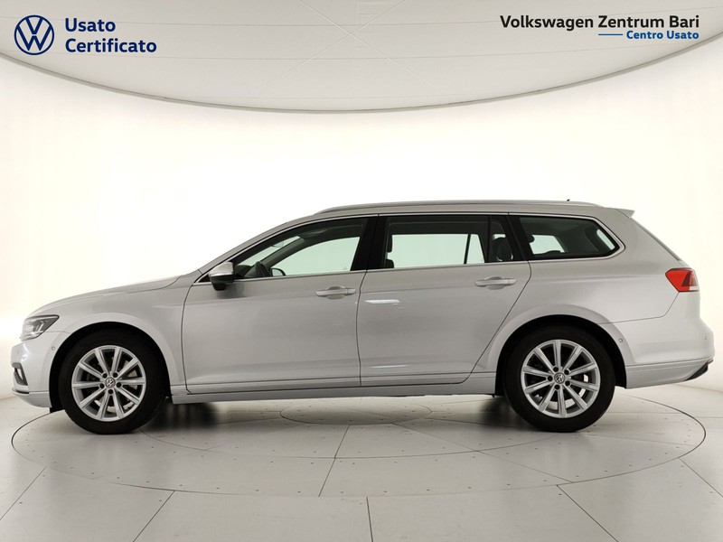 Volkswagen Passat variant 1.6 tdi business 120cv dsg - 9