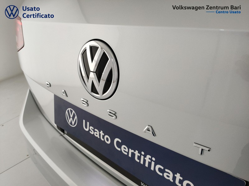Volkswagen Passat variant 1.6 tdi business 120cv dsg - 20