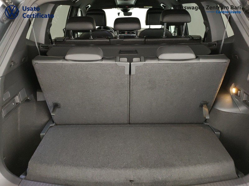 Volkswagen Tiguan allspace 2.0 tdi r-line 4motion 200cv 7p.ti dsg - 23
