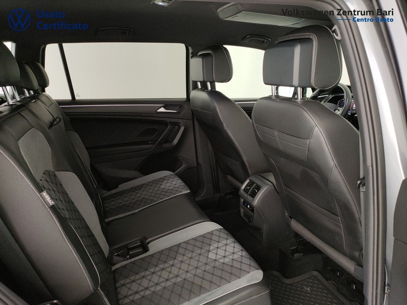 Volkswagen Tiguan allspace 2.0 tdi r-line 4motion 200cv 7p.ti dsg - 26