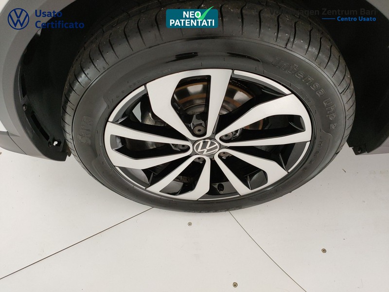 Volkswagen T-Roc 1.0 tsi style 110cv - 17