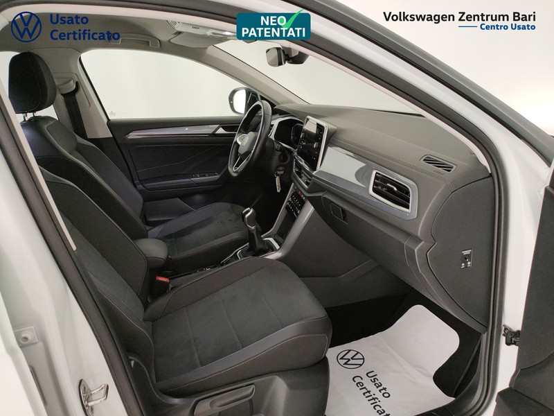 Volkswagen T-Roc 1.0 tsi style 110cv - 25