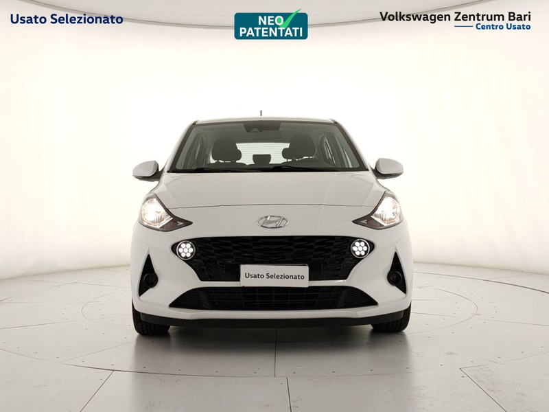 Hyundai i10 1.0 tech connect pack auto - 3