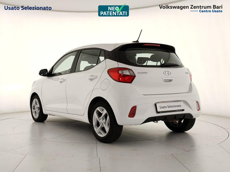 Hyundai i10 1.0 tech connect pack auto - 8