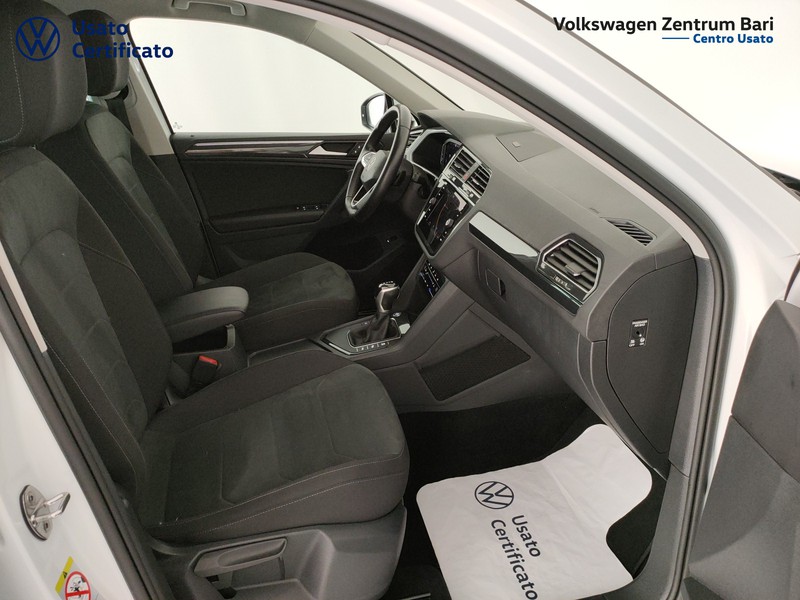 Volkswagen Tiguan 2.0 tdi elegance 150cv dsg - 27