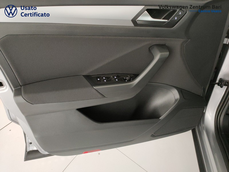 Volkswagen T-Roc 2.0 tdi life 150cv dsg - 13