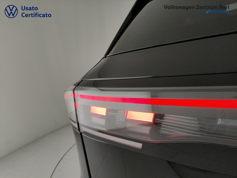 Volkswagen Tiguan 2.0 tdi r-line 150cv dsg - 24