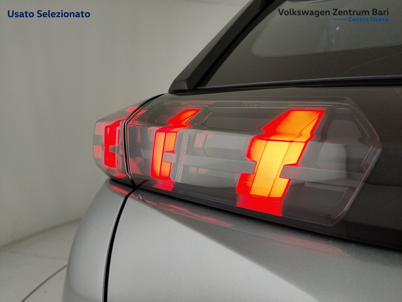 Peugeot 2008 1.5 bluehdi allure s&s 130cv eat8 - 21