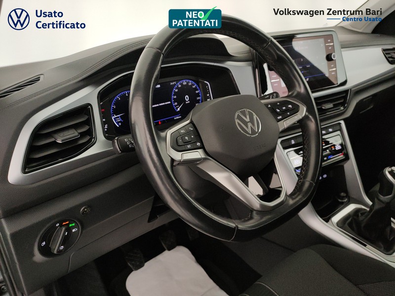 Volkswagen T-Roc 1.0 tsi life 110cv - 14