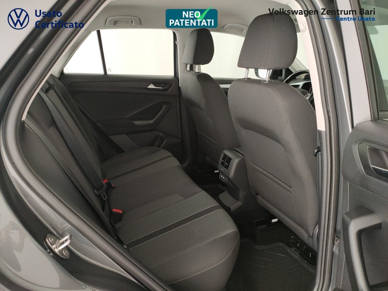 Volkswagen T-Roc 1.0 tsi life 110cv - 21