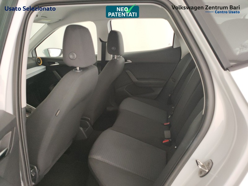 Seat Arona 1.0 ecotsi style 110cv dsg - 18