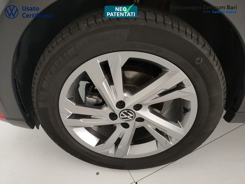 Volkswagen Taigo 1.0 tsi r-line 110cv - 18