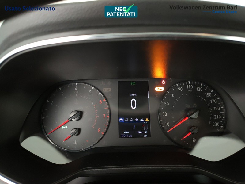 Renault Clio 1.0 tce business 100cv - 11