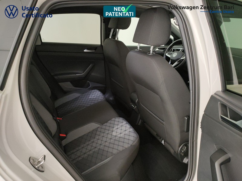 Volkswagen Taigo 1.0 tsi r-line 110cv - 27