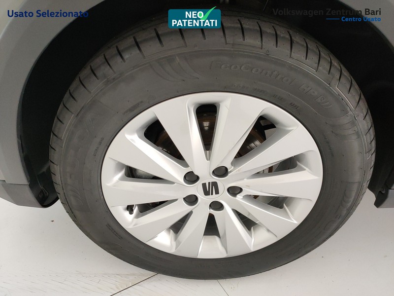 Seat Arona 1.0 ecotsi style 110cv dsg - 17