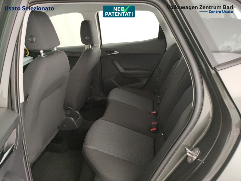 Seat Arona 1.0 ecotsi style 110cv dsg - 18