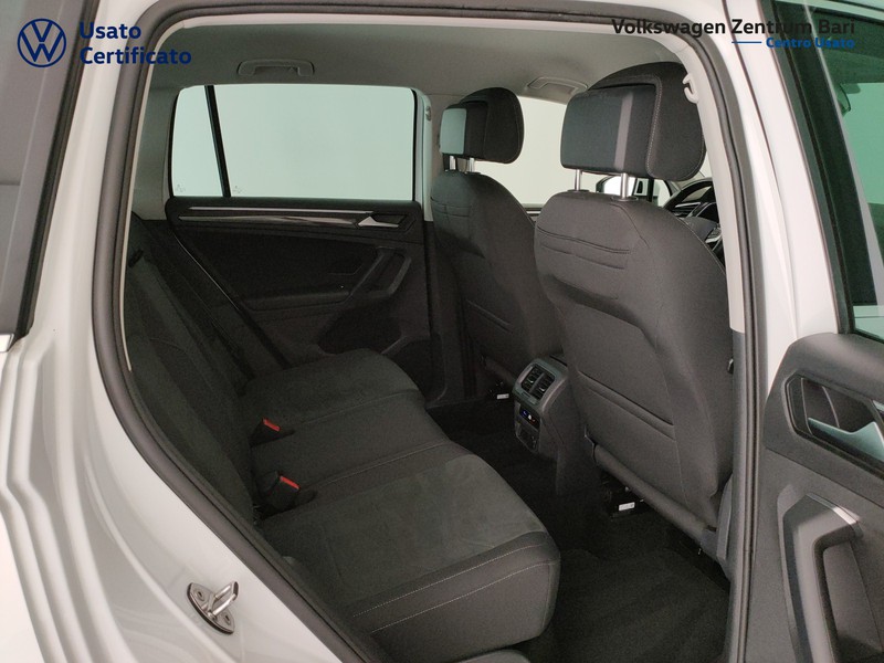 Volkswagen Tiguan 2.0 tdi elegance 150cv dsg - 25