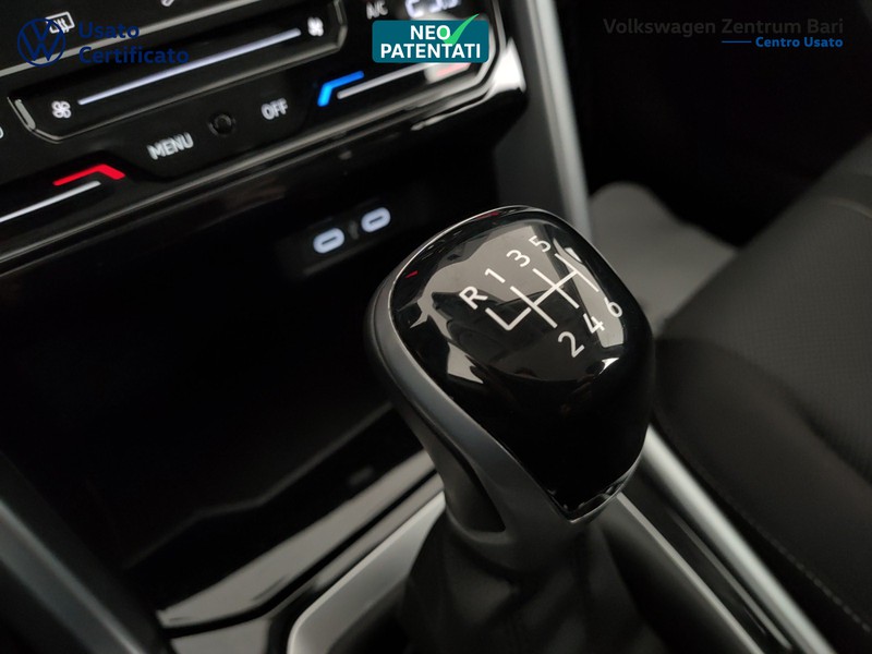Volkswagen T-Roc 2.0 tdi life 115cv - 13