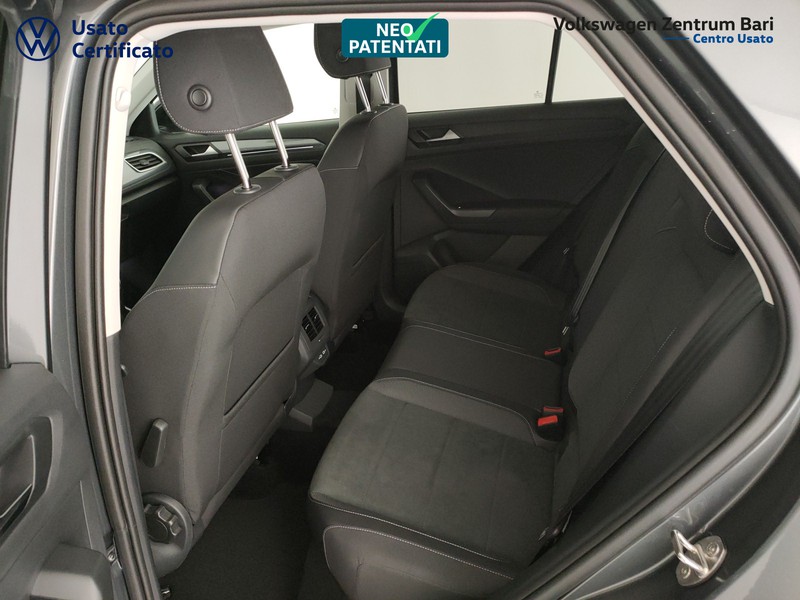 Volkswagen T-Roc 1.0 tsi style 110cv - 18