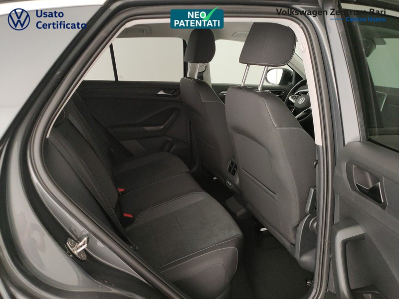 Volkswagen T-Roc 1.0 tsi style 110cv - 23