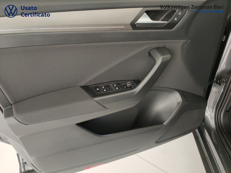 Volkswagen T-Roc 1.5 tsi style dsg - 14