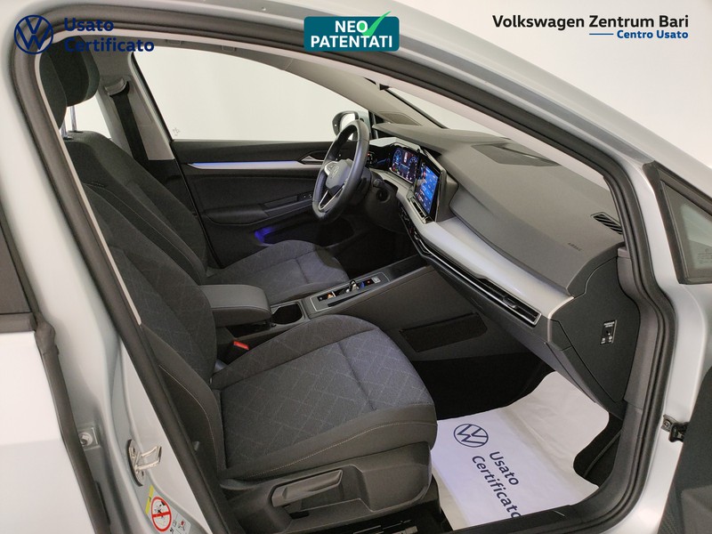 Volkswagen Golf 1.0 etsi evo life 110cv dsg - 24