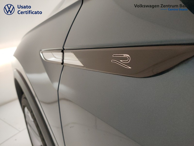 Volkswagen Tiguan 2.0 tdi r-line 4motion 150cv dsg - 18