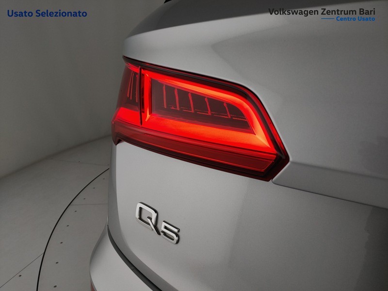 Audi Q5 40 2.0 tdi business sport quattro 190cv s-tronic - 19