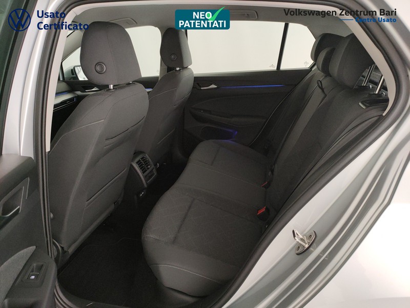 Volkswagen Golf 1.0 etsi evo life 110cv dsg - 19