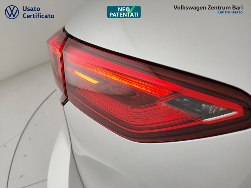 Volkswagen Golf 1.0 etsi evo life 110cv dsg - 21
