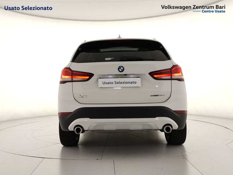BMW X1 sdrive18d xline plus auto - 7