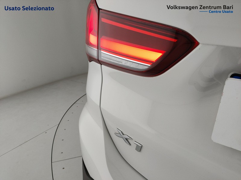 BMW X1 sdrive18d xline plus auto - 19