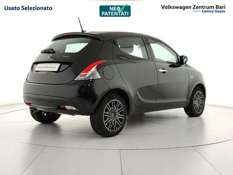 Lancia Ypsilon 1.0 firefly hybrid gold s&s 70cv - 6