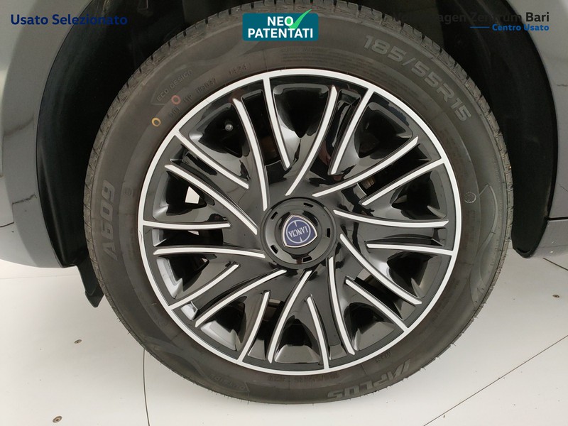 Lancia Ypsilon 1.0 firefly hybrid gold s&s 70cv - 15